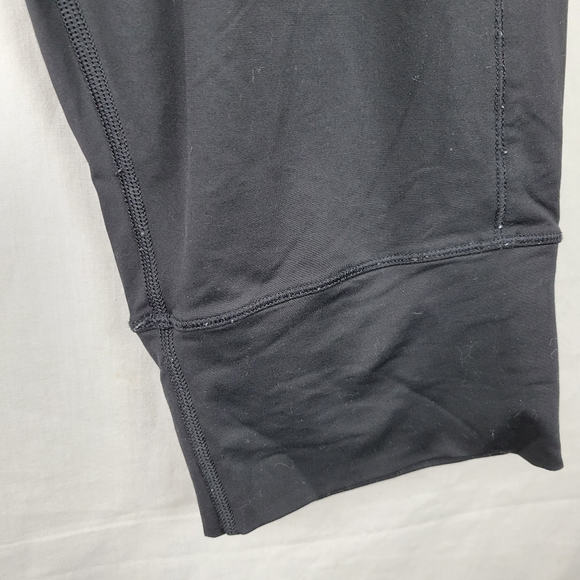 COPY - Lululemon Harem Crop Pants Size 10 - Picture 6 of 10